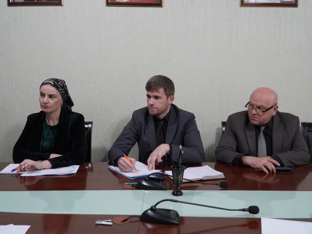 Министр образования провел личный прием граждан